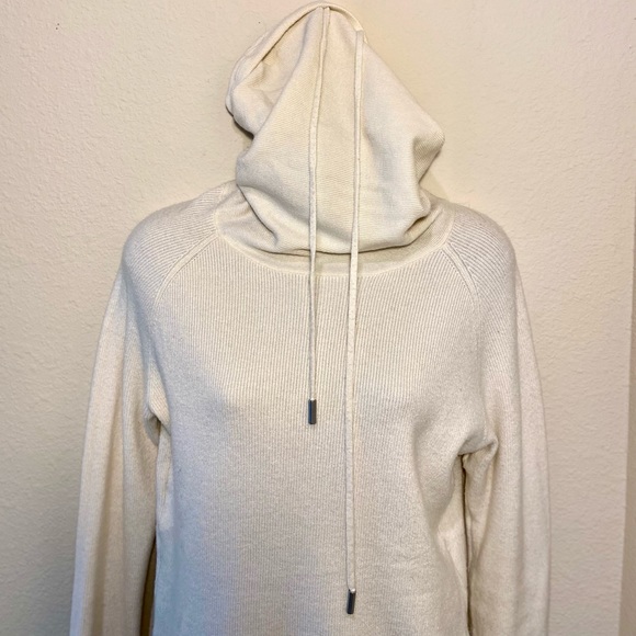 Cyrus Sweatshirt Beige Sweater - Picture 12 of 12